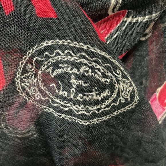 Valentino Silk Blend Scarf Zandra Rhodes Black Red Lipstick Print - Picture 3 of 8